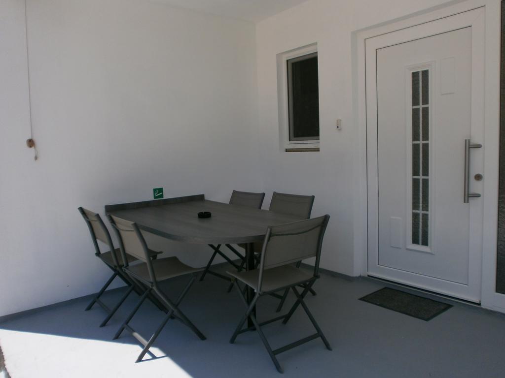 Apartments Bora Ližnjan Eksteriør billede