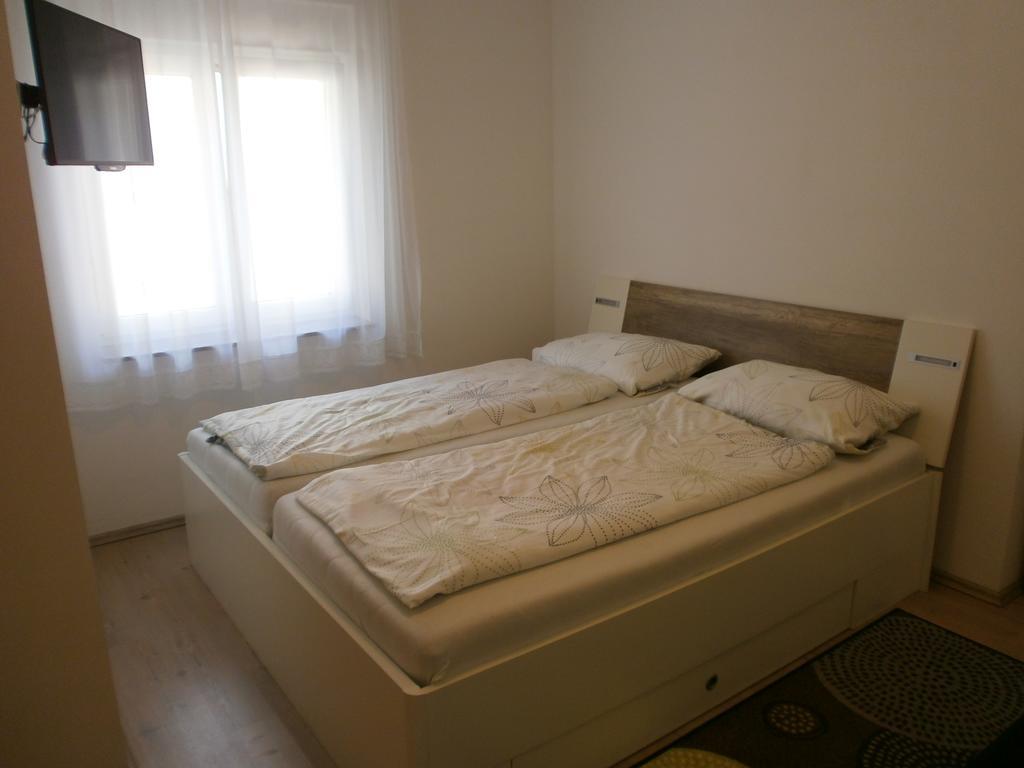 Apartments Bora Ližnjan Eksteriør billede